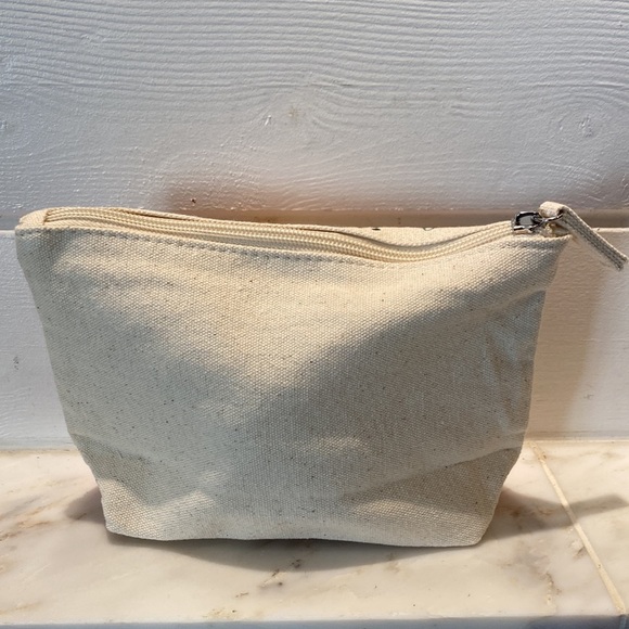 It Cosmetics x Ana Jaks Beautiful Together Cosmetic Bag NWOT - Picture 4 of 7